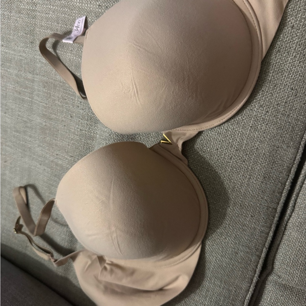 NWT Victoria’s Secret Nude T-Shirt Bra 34DD